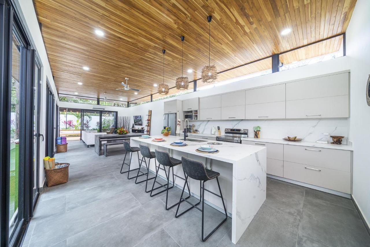 Villa Playa Potrero - New Modern House, Pool In Guitar Shape - Casa Guitarra Exterior foto